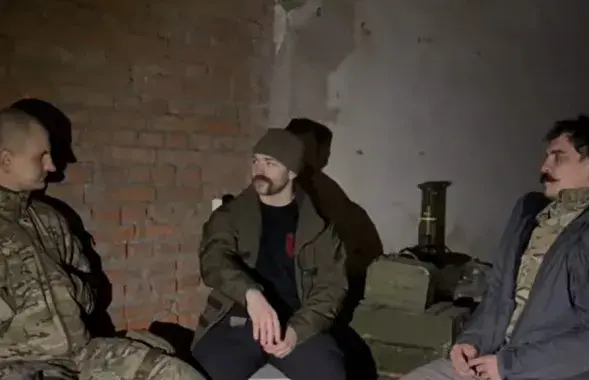 Яўген Карась, Радзівон Батулін ("Гена") і Ігар Янкоў ("Янкі") / Скрыншот з відэа
