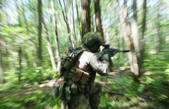Дэсантнік на занятках у лесе / t.me/modmilby/
