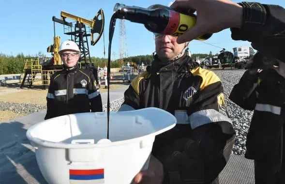 Российская нефть в прошлом году попала под ограничения / kommersant.ru
