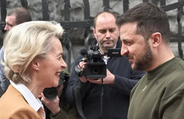 Урсула фон дэр Ляен і Уладзімір Зяленскі. Кіеў, 2 лютага 2023-га / https://twitter.com/vonderleyen
