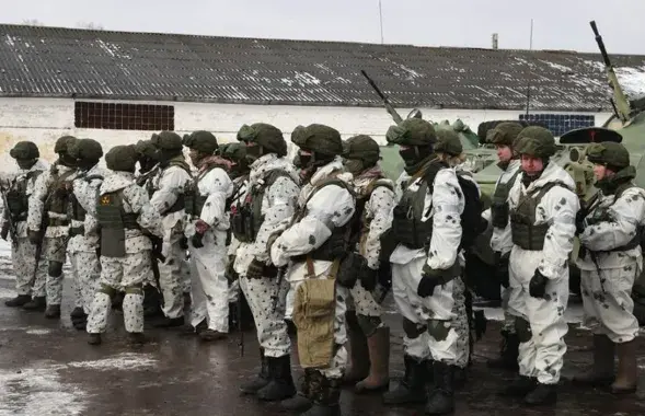 Ва ўдзельнікаў вучэнняў быў розны абутак / БЕЛТА
