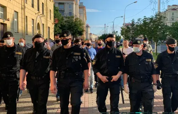 Байцы АМАПа на пратэставай акцыі ў Мінску / Еўрарадыё​