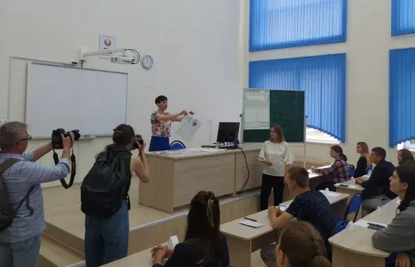 Цэнтралізаванае тэставанне / t.me/kgk_oficial, ілюстрацыйнае фота
