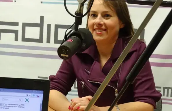 MP Hanna Kanapatskaya suggests sending questions to the government.