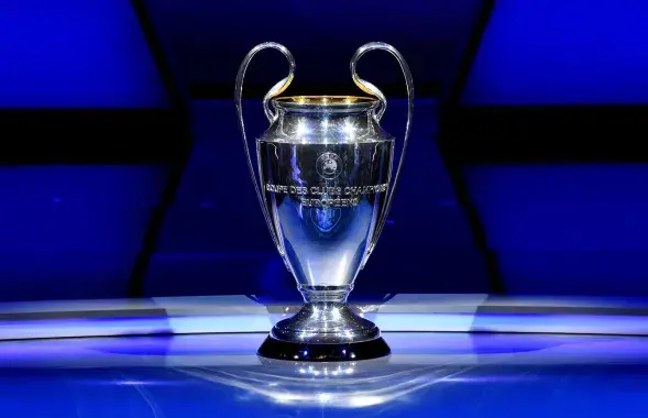 Ганаровы трафей / twitter.com/UEFA
