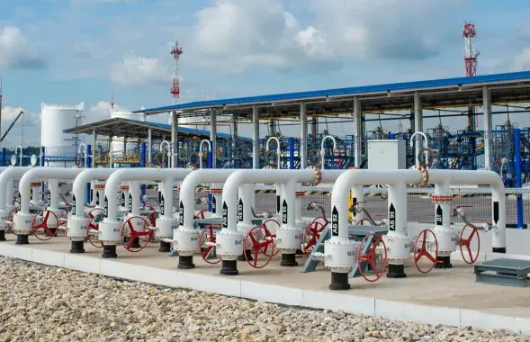 Цена на нефть WTI вернулась из минусовой зоны / "Транснефть"​