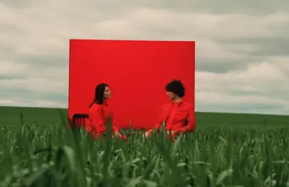 A screengrab from the NaviBand latest video.