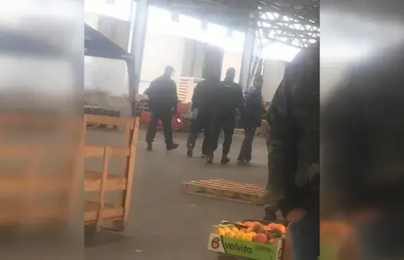Затрыманні на рынку пад Мінскам / news.zerkalo.io
