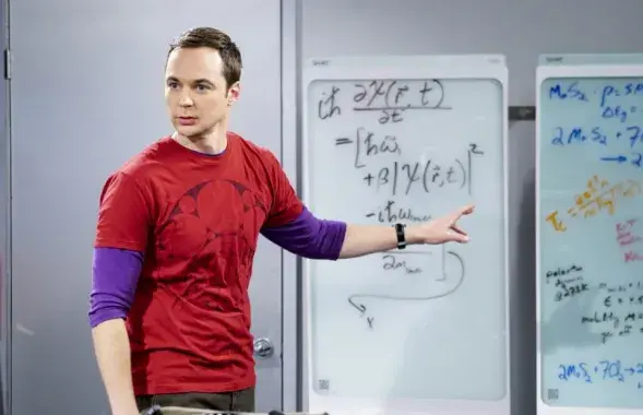 Шэлдан Купер выкладае, не задумваючыся пра грошы. Кадр з серыяла "Big Bang Theory".