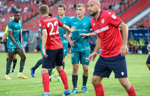 "Рух" &mdash; "Минск" / vk.com/fcrukh