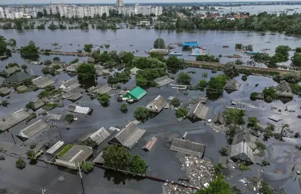 Затопление в Херсоне после подрыва дамбы Каховской ГЭС / Reuters

