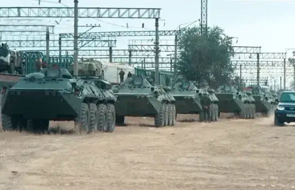 Украинцы призывают белорусских военных не воевать / Кадр из видео
