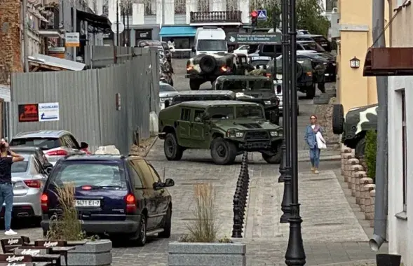 Военная техника на Революционной улице в центре Минска, 13 августа 2020-го / Еврорадио