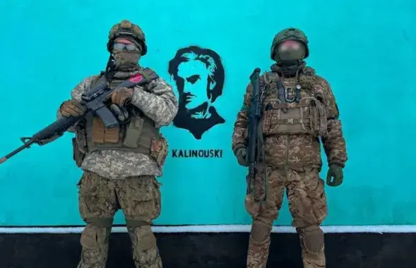 Каліноўцы і графіці ў Бахмуце, пачатак 2023 года

