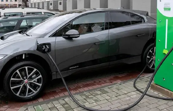 У Беларусі дзейнічае 1200 зарадных станцый
