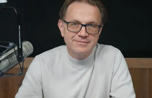Аляксей Дзікавіцкі
