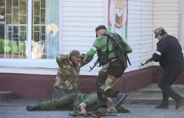 Трэніроўка "народнага апалчэння"
