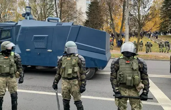 Сілавікі ў Мінску падчас пратэстаў восені 2020-га
