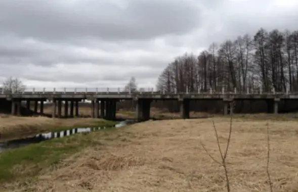 Мост праз Плісу можа абрынуцца
