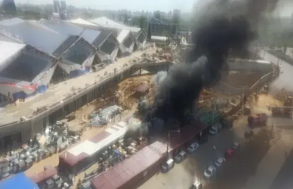 Пожар в районе станции метро "Молодежная"
