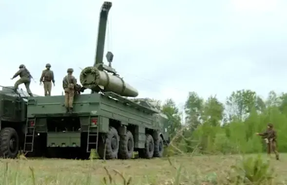 Тактычная ядзерная зброя ў Беларусі знаходзіцца пад кантролем РФ
