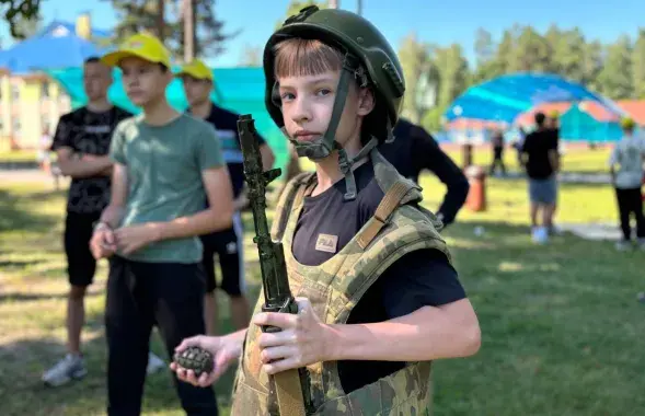 "Дзіцячыя гульні" ў лагеры адпачынку

