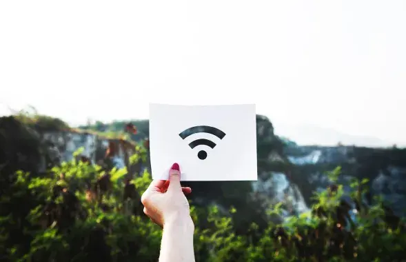 Пошук wi-fi, ілюстрацыйнае фота
