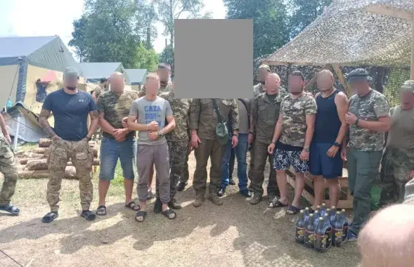 "Вагнераўцы" ў лагеры пад Асіповічамі, лета 2023-га
