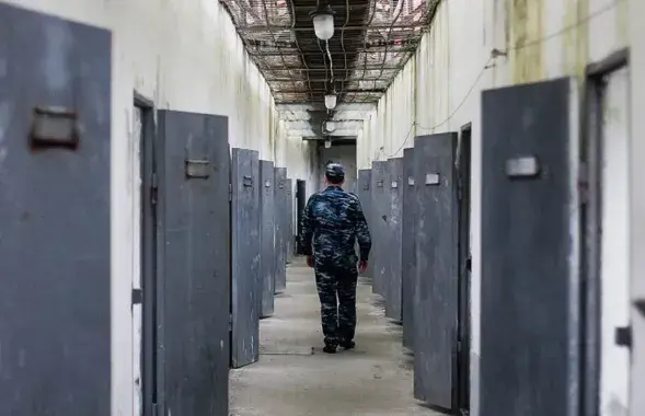 В России начали избавляться от иностранцев в колониях
