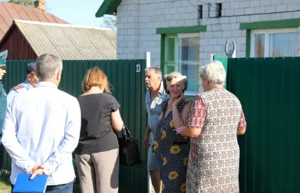 Сельчане были озадачены, что их "эвакуируют"
