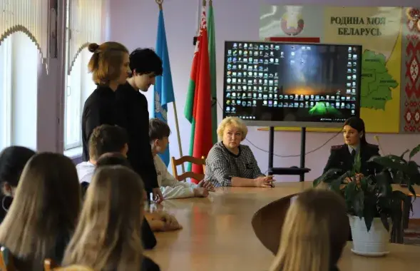 "Профилактическая беседа" в школе

