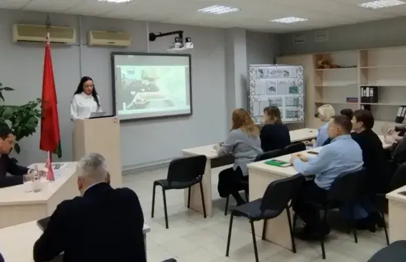 Палітінфармацыя ў кампаніі "Алкопак"
