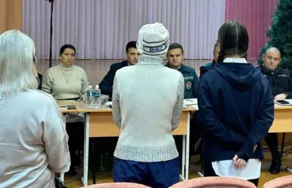 Выязное пасяджэнне камісіі па справах непаўналетніх
