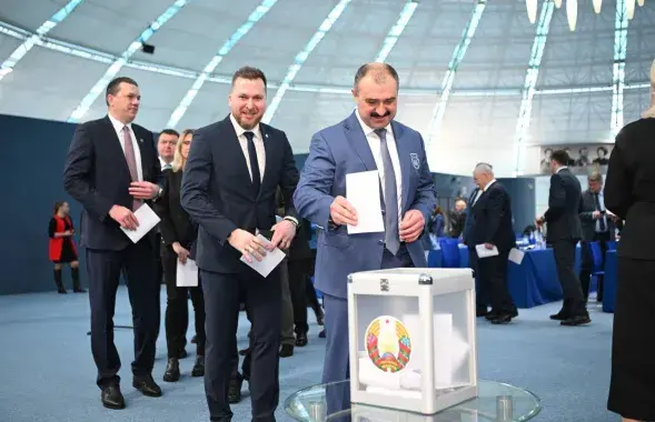 Виктор Лукашенко на голосовании в НОК, январь 2025-го
