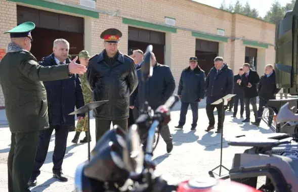 На адкрыццё прыехаў старшыня Гомельскага аблвыканкама Іван Крупко
