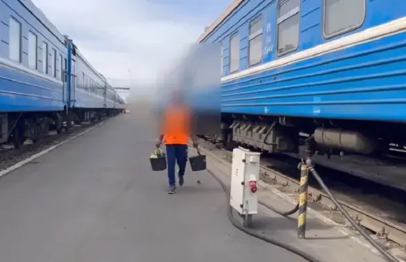 Нелегальная праца на станцыі
