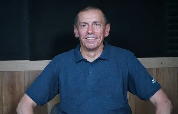 Ігар Карней
