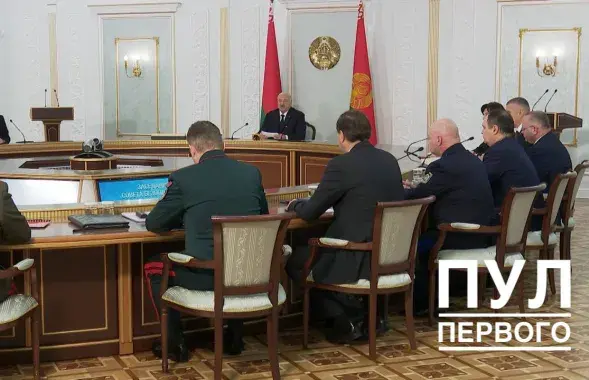 Нарада ў Лукашэнкі 9 снежня
