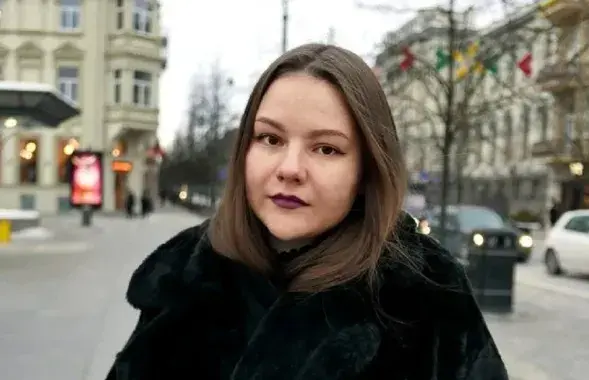 Анна Курис
