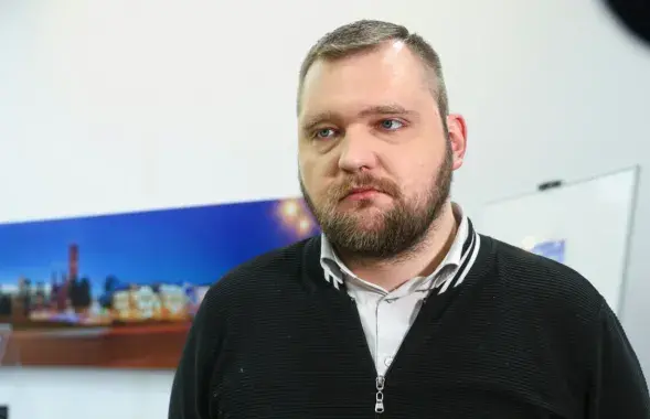 Рыгор Азаронак
