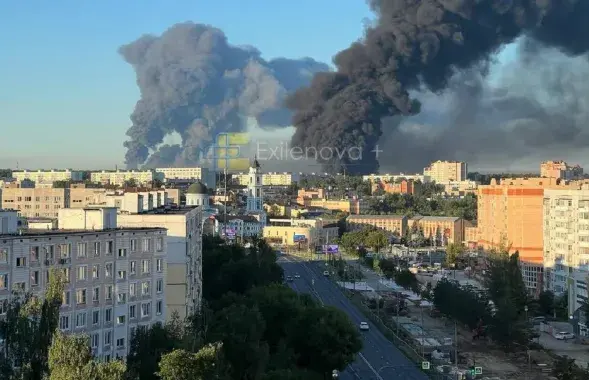 Пажары ў ваколіцах горада Электрасталь у РФ пасля ўдараў украінскіх дронаў
