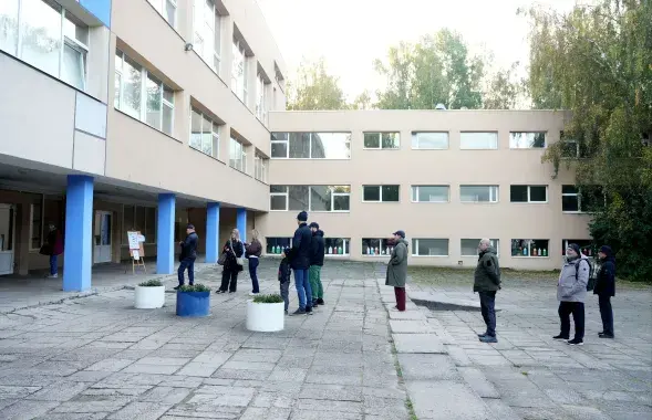 Чарга на ўчастак
