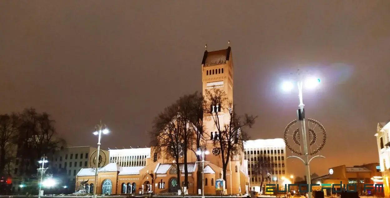 Чырвоны касцёл у Мінску
