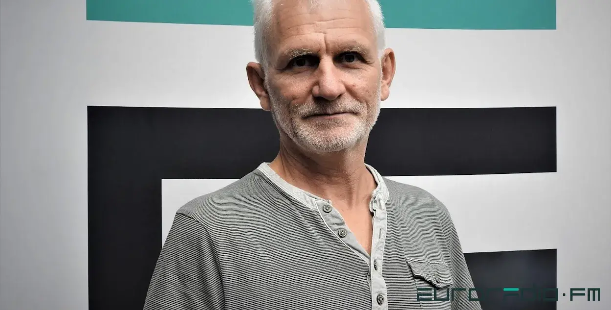 Алесь Бяляцкі ў студыі Еўрарадыё
